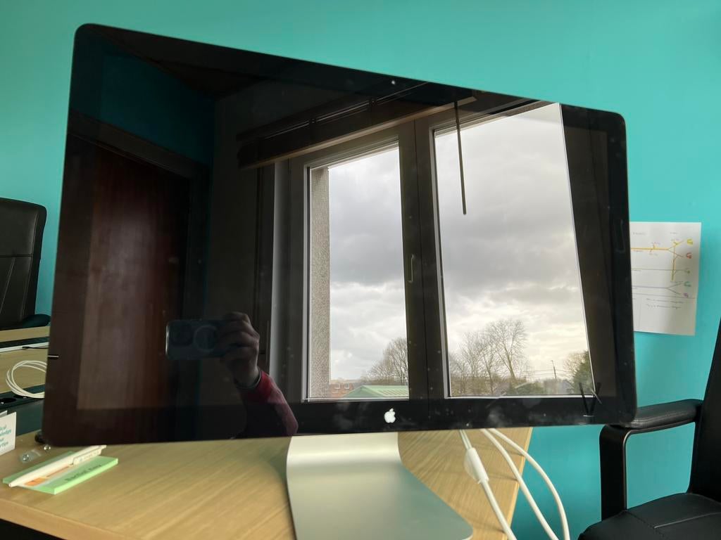 Mac Studio display 27’ (wisselstukken), Ophalen, Niet werkend