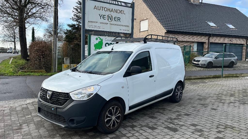 DOKKER 1.5D 34KM AIRCO TREKHAAK, Auto's, Dacia, Euro 6, Bedrijf, Te koop