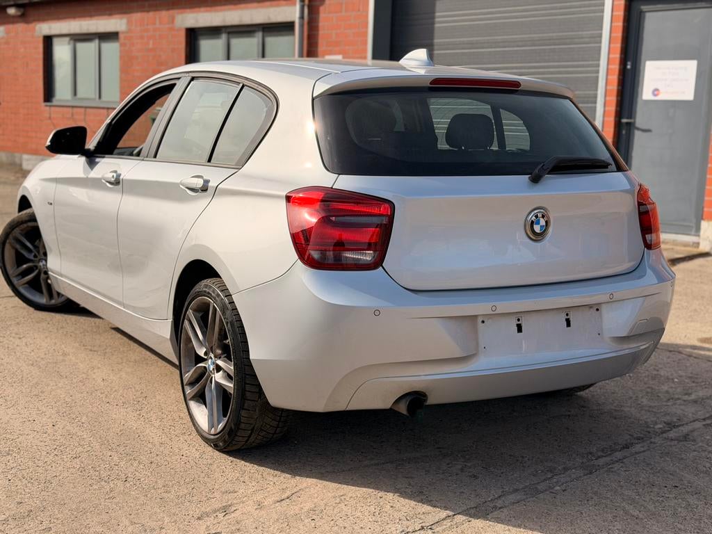 BMW 1 SERIE 116iA ✅ AUTOMAAT BENZINE, Auto's, BMW, Euro 5, 5 deurs, Electronic Stability Program (ESP), 100 kW