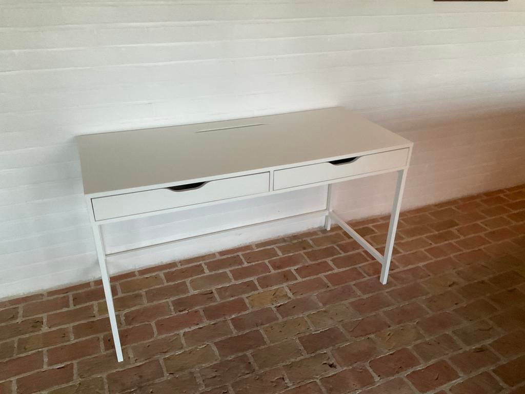 Bureau Ikea ALEX, Huis en Inrichting, Bureaus, Ophalen, Zo goed als nieuw