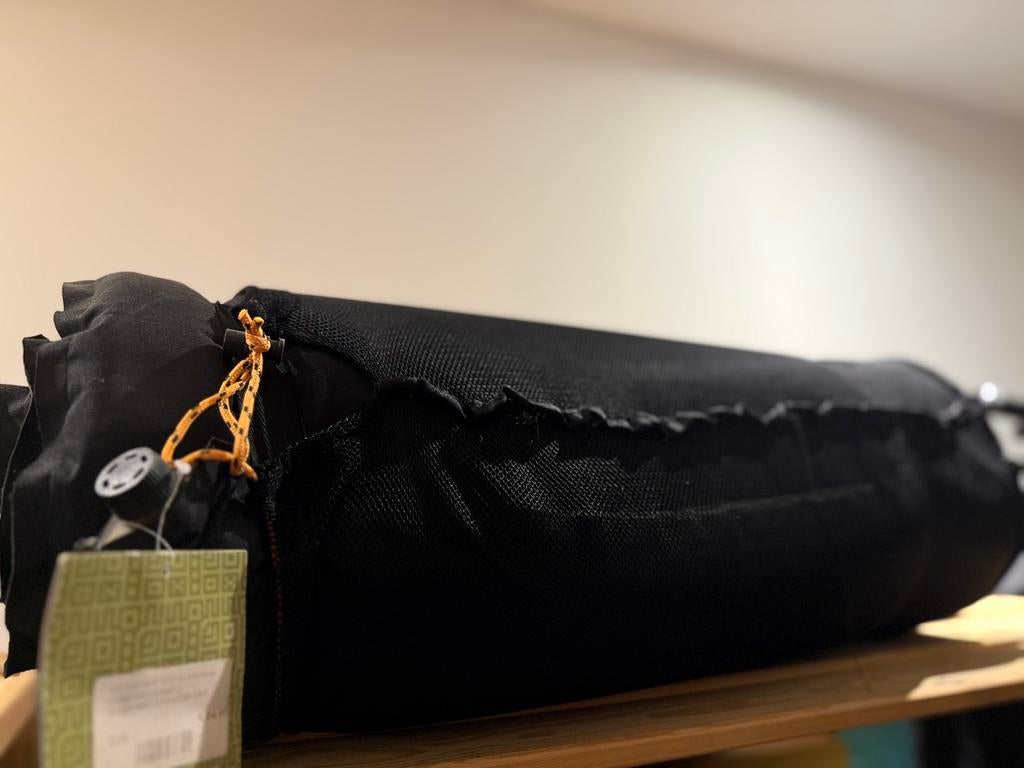 Automatisch opblaasbare slaapmat, Caravans en Kamperen, Slaapmatten, Ophalen, Zo goed als nieuw