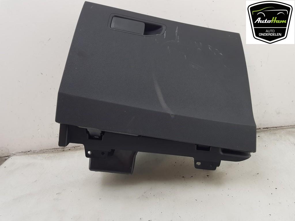 COMPARTIMENT A GANTS Peugeot 5008 II (M4 / MC / MJ / MR), Utilisé, Peugeot