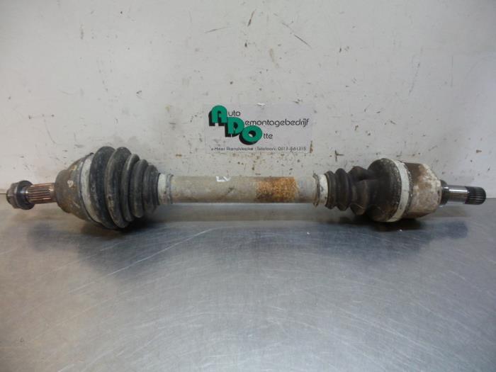 Aandrijfas links-voor van een Citroen Berlingo (Berlingo 08-, Gebruikt, -, Ophalen of Verzenden, -