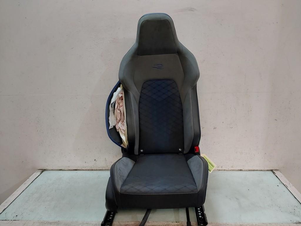 SIEGE AVANT DROIT ( PASSAGER ) Volkswagen Golf VIII (CD1), Dhr. J. Ham, Volkswagen, Administratie@autoham.nl, Utilisé