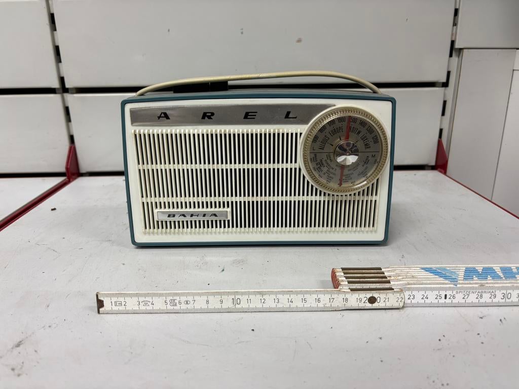 Radio Vintage AREL Bahia – Transistor Belge 60s – Déco Rétro, Enlèvement ou Envoi, Utilisé, Radio
