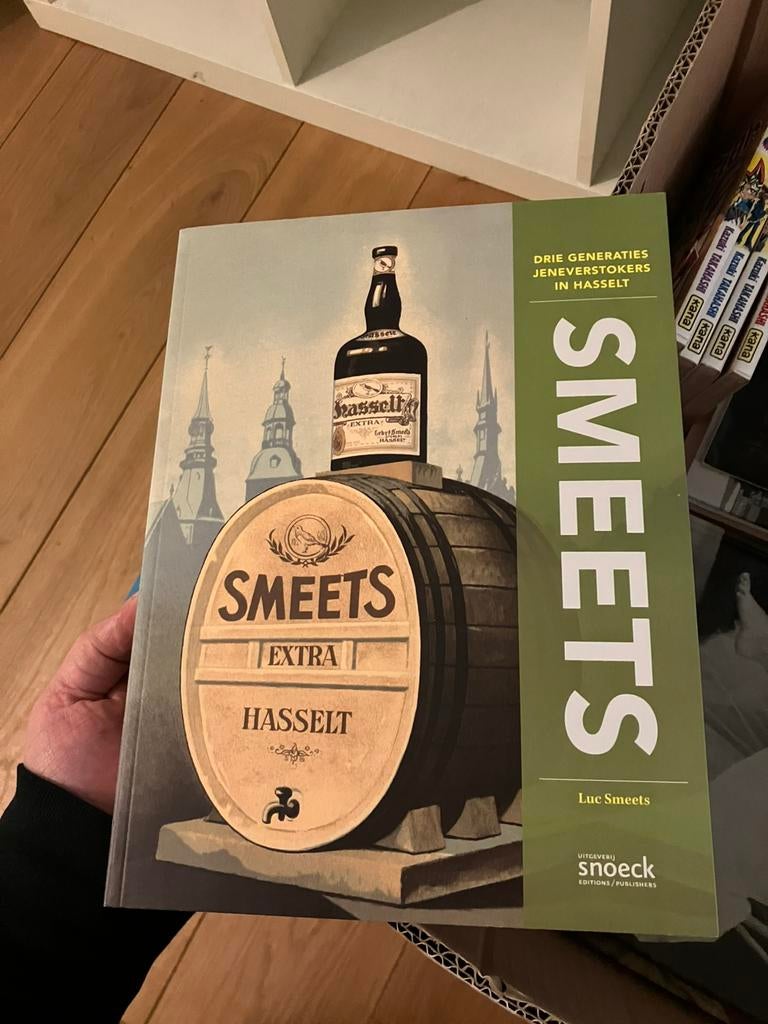 Boek jenever Smeets, Verzamelen, Ophalen, Zo goed als nieuw, Overige typen