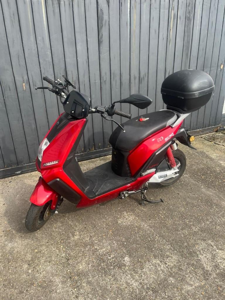 LIFAN E3 Deluxe - B klasse elektrische scooter, Fietsen en Brommers, Lifan, Ophalen of Verzenden, 50 cc, 3 versnellingen