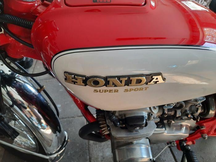 Honda CB 550 Supersport '77, zeer mooi, tot. + 10000 gekost, Motoren, 4 cilinders, 544 cc, Naked bike
