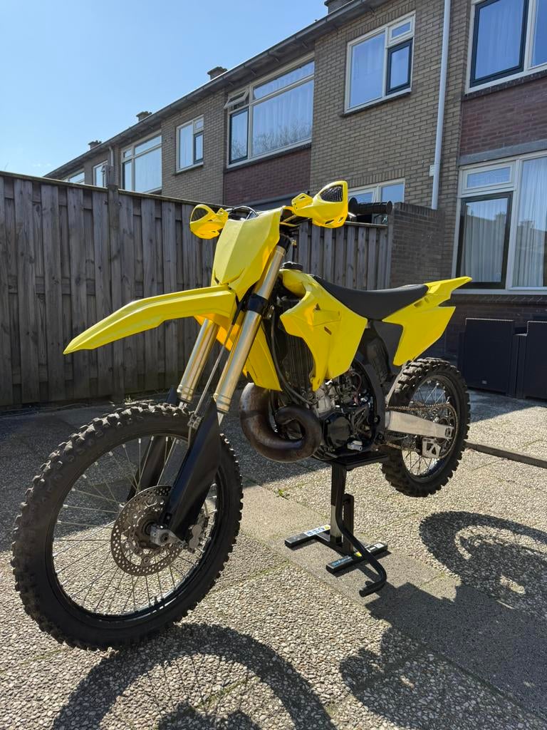 Suzuki rm 250 cc 2takt (2008) opnieuw opgebouwd rm250, Ophalen, Zo goed als nieuw, Suzuki
