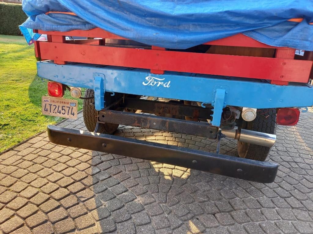 Ford F250 van 1955, Auto's, Automaat, Achterwielaandrijving, Beige, Blauw