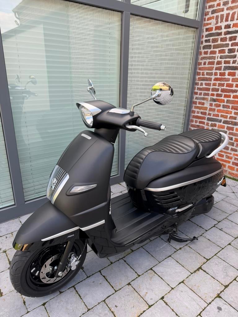 Peugeot Django 125 – État strictement neuf –855 km – 2 600 €, Vélos & Vélomoteurs, Scooters | Peugeot, Enlèvement, Comme neuf