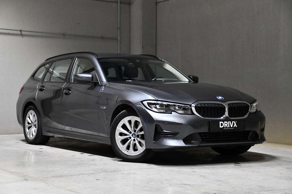 BMW 3 Serie 320 320e Touring - ADVANTAGE - TREKHAAK - CARPLA, Auto's, Automaat, 1998 cc, Achterwielaandrijving, Gebruikt