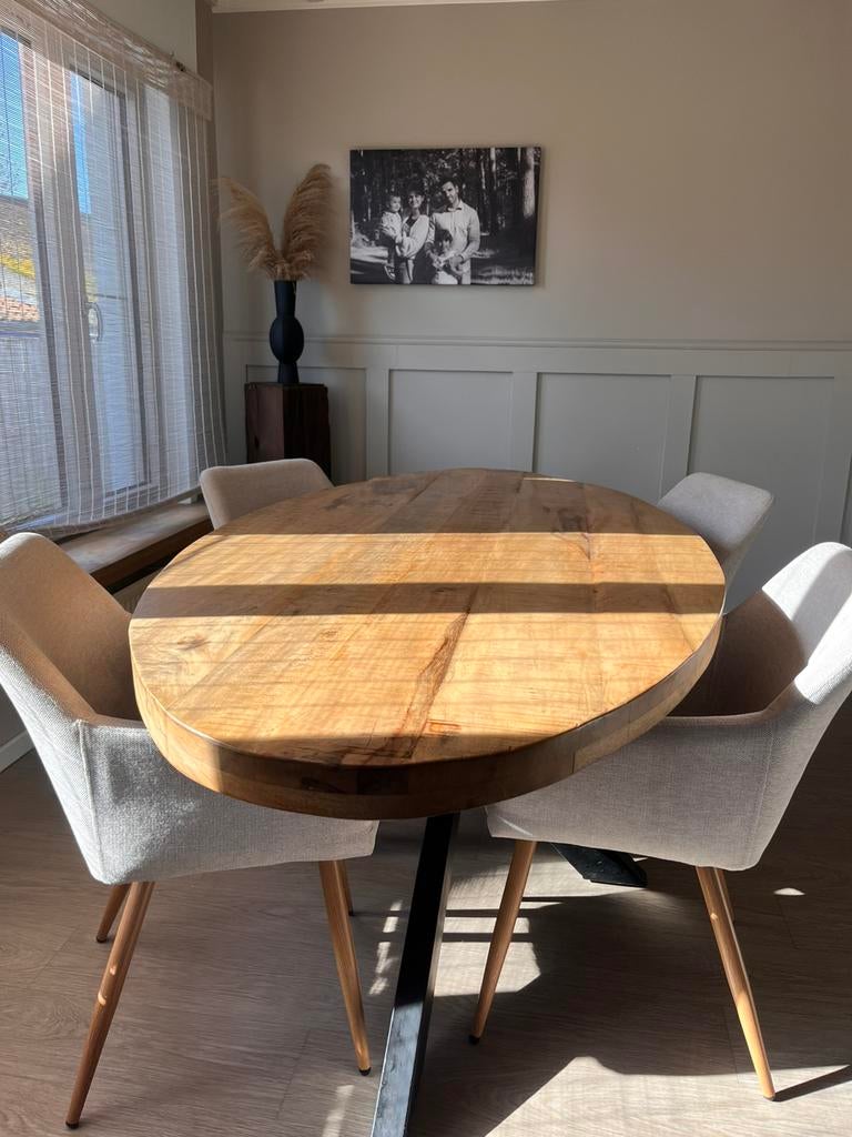 Ovale mango tafel, Ophalen, Zo goed als nieuw