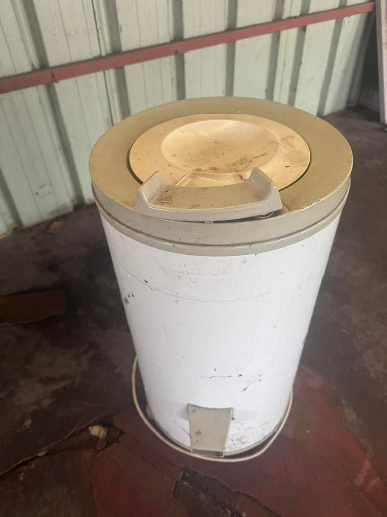 Wastrommel, Elektronische apparatuur, Ophalen, Gebruikt