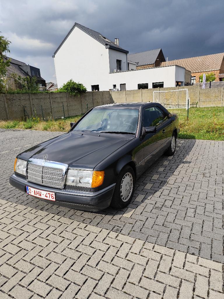 mercedes ce230, Auto's, Mercedes-Benz, Zwart, Elektrisch, Handgeschakeld, Particulier