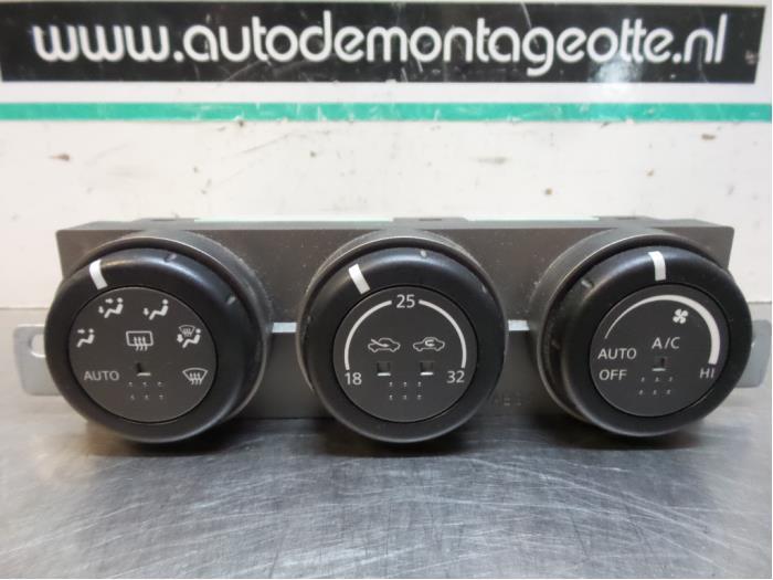 Kachel Bedieningspaneel van een Nissan X-Trail (X-Trail 01-), Gebruikt, -, -, Ophalen of Verzenden