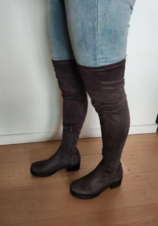Neuves nieuwe grises cuissardes laarzen 40, Kleding | Dames, Schoenen, Ophalen, Bruin, Nieuw, Hoge laarzen