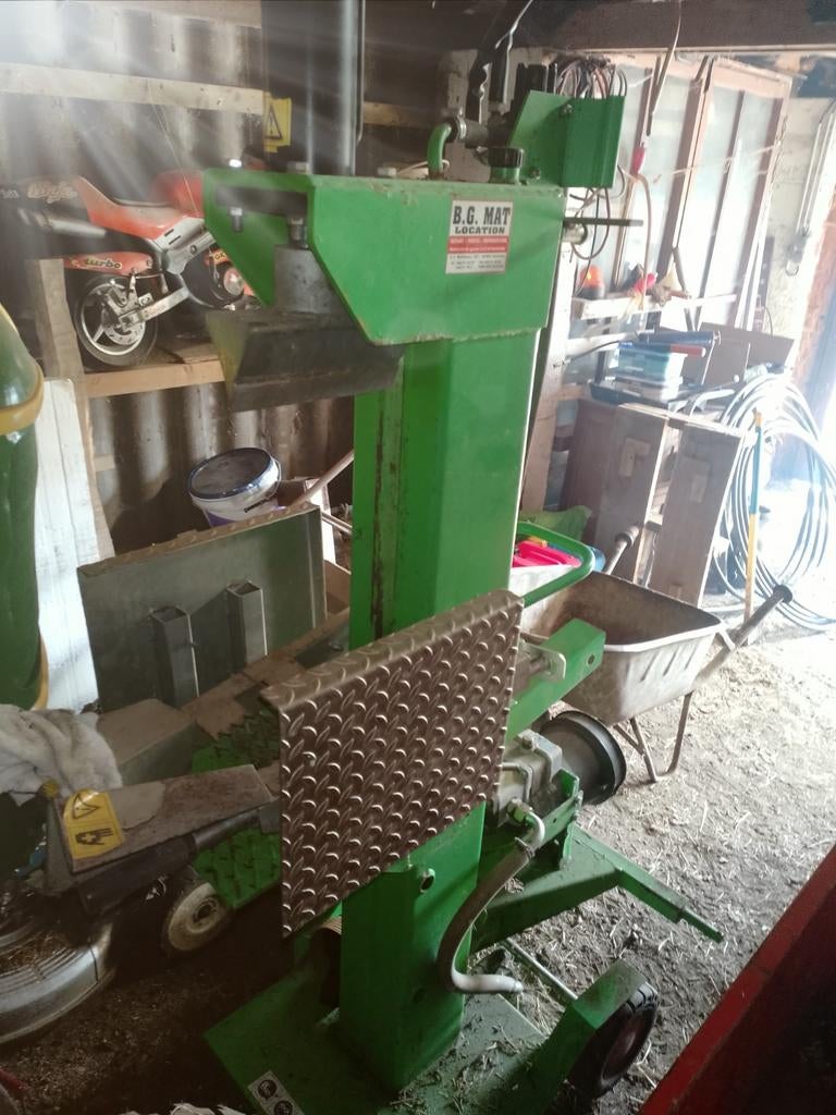 Fendeuse  sur prise de force, Bricolage & Construction, Tours, Enlèvement