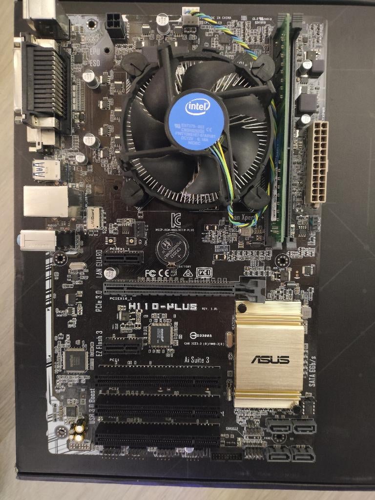 Asus H110-Plus ATX + i7 + 16GB ram, Computers en Software, Moederborden, Ophalen of Verzenden, Intel, DDR4, ATX