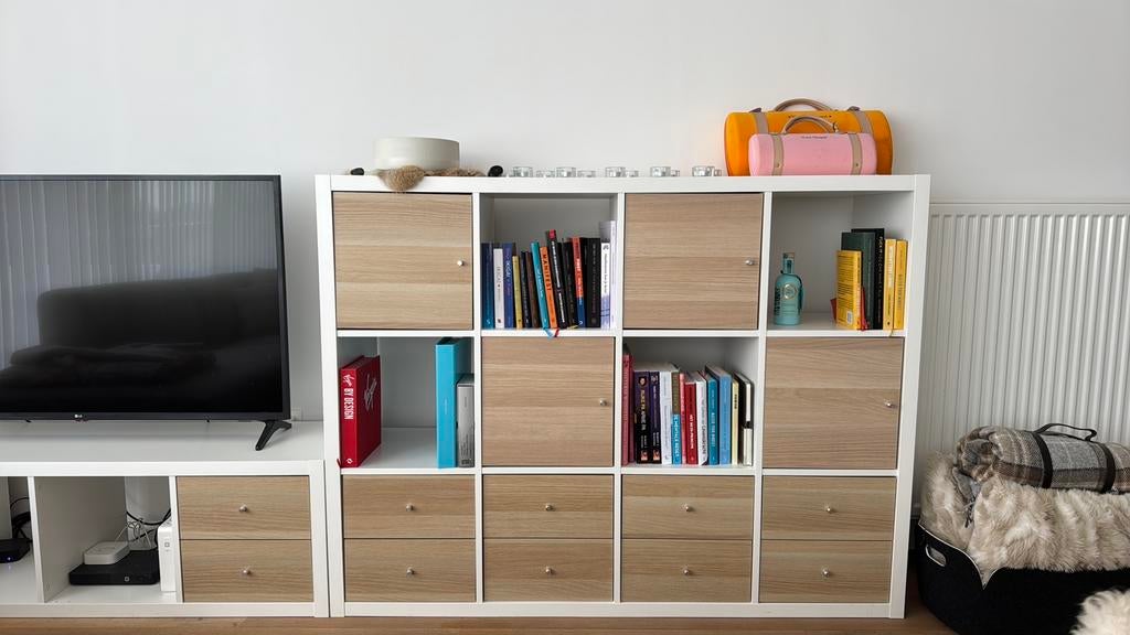 Armoires cubiques Ikea avec portes et tiroirs gelés, Enlèvement, Comme neuf