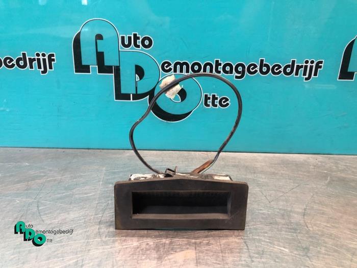 Poignée hayon d'un Opel Astra (Astra H 04-), -, Opel, 3 mois de garantie, Utilisé