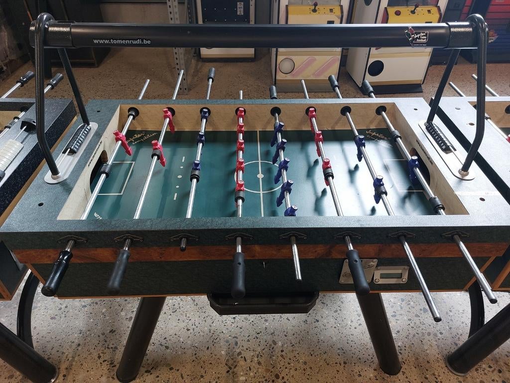 Babyfoot / baby-foot / kicker Goldstar Jupiter Eurosoccer, Enlèvement, Utilisé