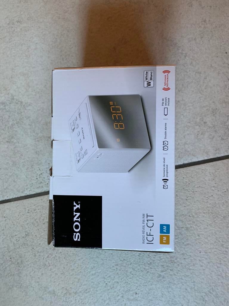 Sony FM/AM clock radio, Elektronische apparatuur, Ophalen, Zo goed als nieuw