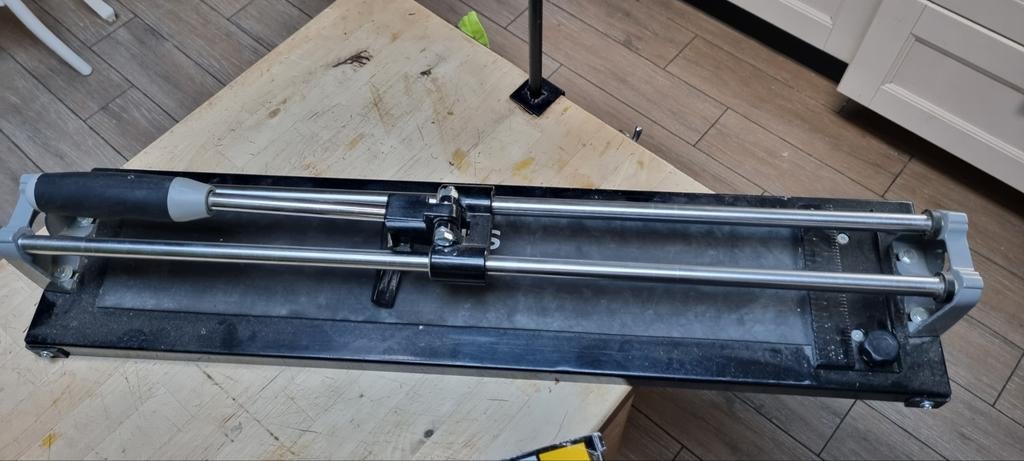 Tegelsnijder, Maison & Meubles, Enlèvement