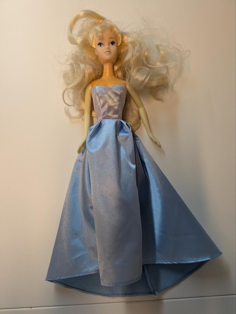 Princesse Barbie, Enlèvement ou Envoi, Comme neuf, Poupée