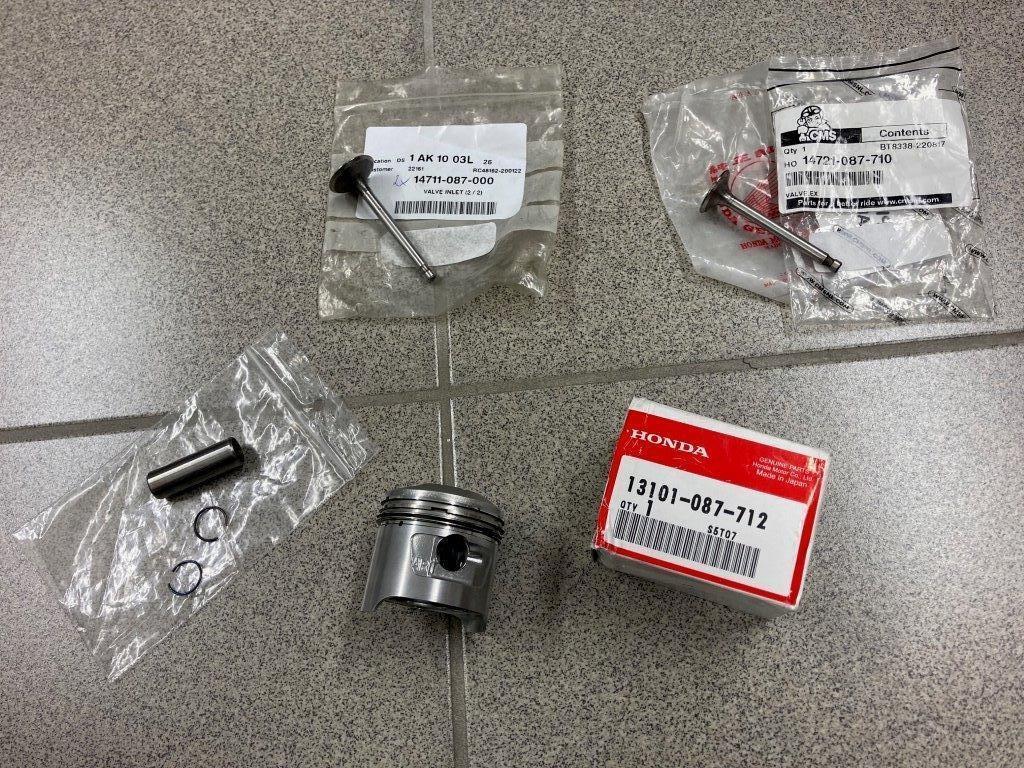 Piston, soupapes 72 cm3 origine HONDA SS50, CD50, C50, DAX50, Motoren, Onderdelen | Honda, Nieuw, Ophalen of Verzenden