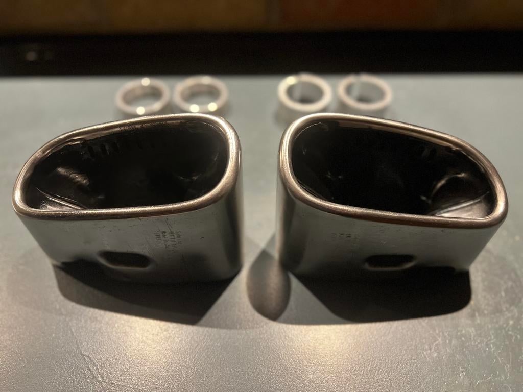 2 sorties d’échappement origine pour porsche 911 ( 997 ), Autos : Pièces & Accessoires, Systèmes d'échappement, Porsche, Utilisé