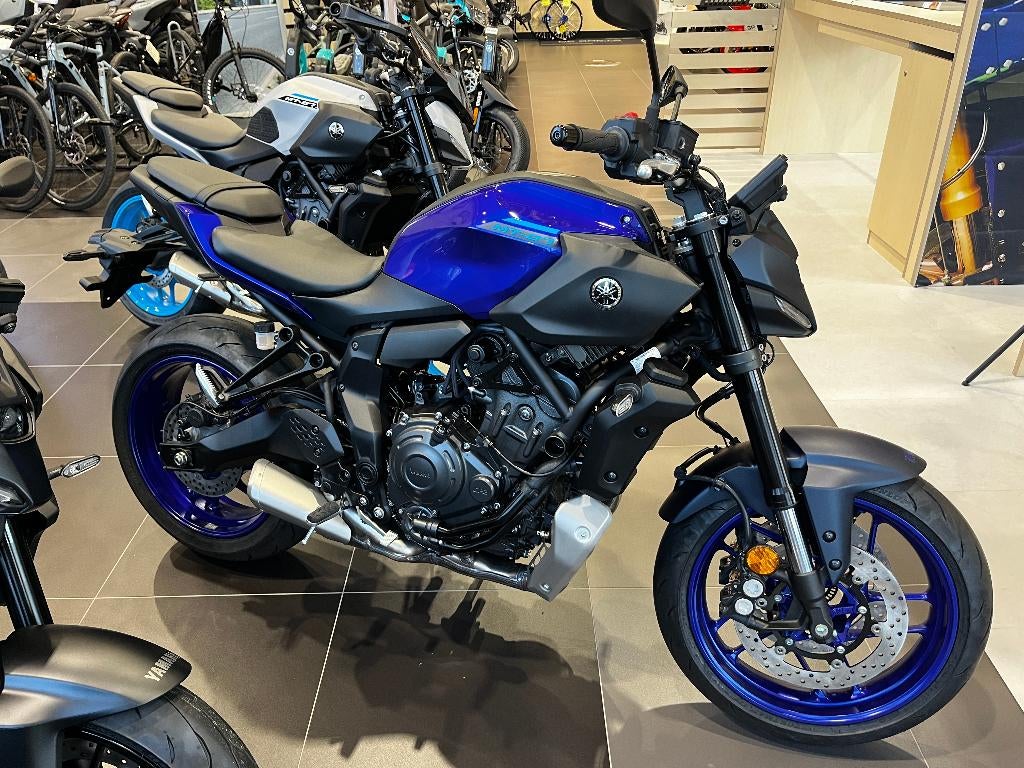 Yamaha MT07 - foto 2