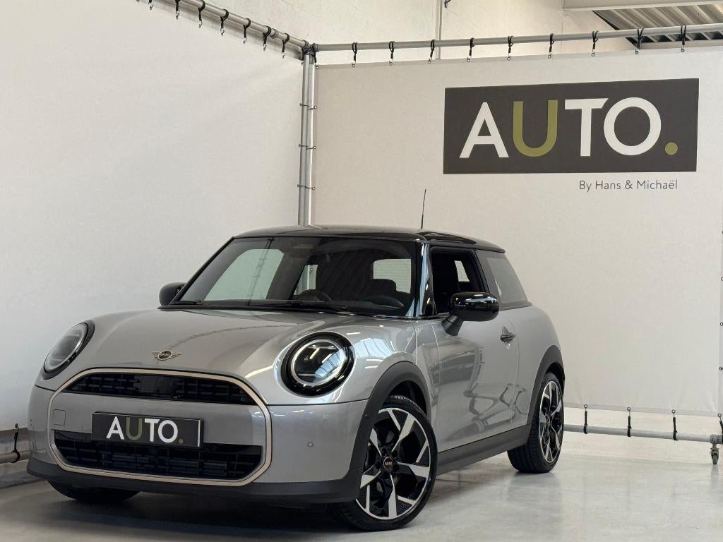 Mini Cooper C Favoured Trim Pack S *LEDER*HUD*CAMERA*, Autos, Mini, Cuir, Argent ou Gris, Achat, https://public.car-pass.be/vhr/00f35390-5503-4e64-9c20-3a7d083e1e8f
