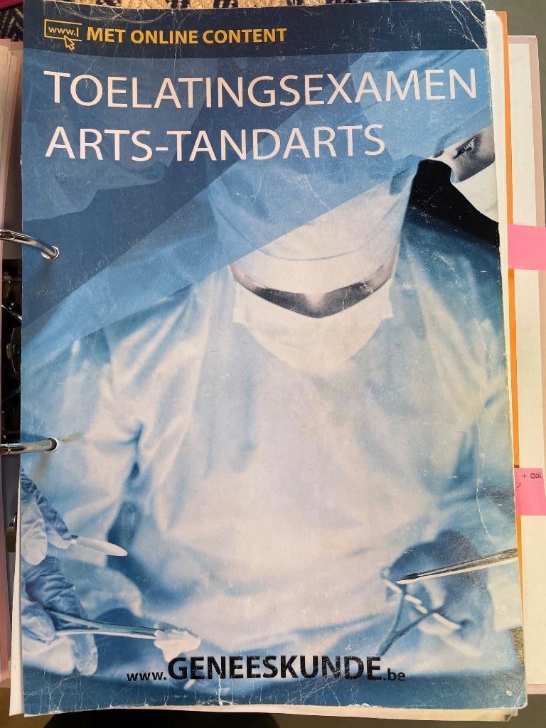 Boek toelatingsexamen arts tandarts, Boeken, Studieboeken en Cursussen, Ophalen of Verzenden, Gelezen, Niet van toepassing