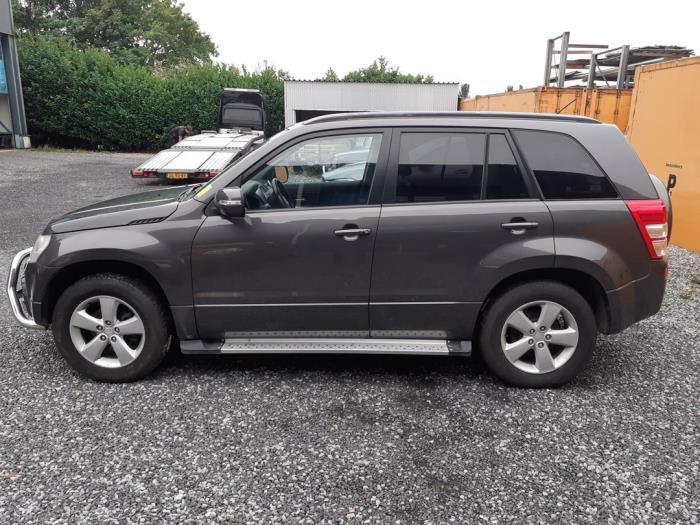 Portier 4Deurs links-achter van een Suzuki Grand Vitara (ZMA, Gebruikt, -, Deur, -