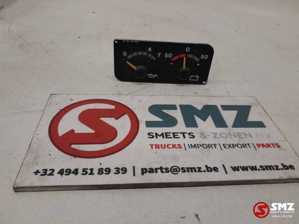 Occ jauge de pression d'huile moteur / jauge de ba, Autos : Pièces & Accessoires, Pièces camion, Scania, Tableau de bord & Interrupteurs