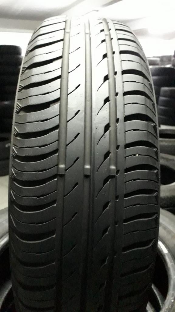 16570r14 165 70 r14 165/70/14 dunlop Continental avec montag, Autos : Pièces & Accessoires, Commande, Enlèvement ou Envoi