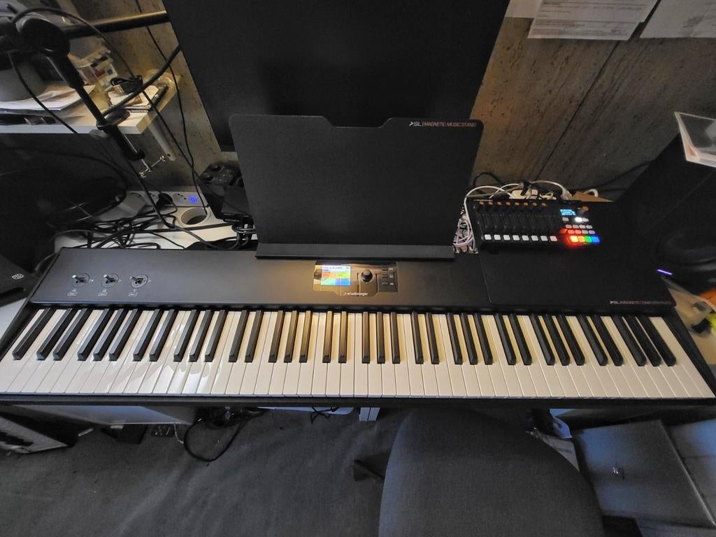 Options complètes du Studio Studiologic SL88 + option Mixfac, Musique & Instruments, Enlèvement