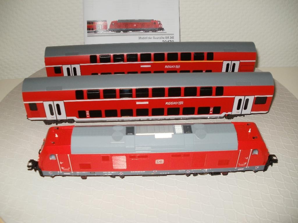 Marklin Ho Diesellok NIEUW no 245006 MFX DIG.+2 rijtuigen., Hobby & Loisirs créatifs, Trains miniatures | HO, Neuf, Set de Trains