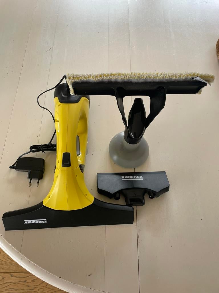 Lave-vitres karcher, Enlèvement, Essuie-vitre ou Raclette