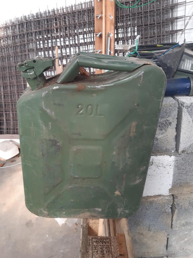 Jerrican 20 litres, Enlèvement, Utilisé