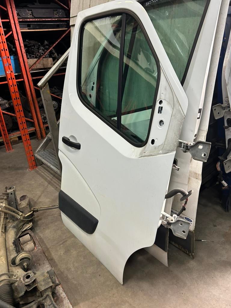 Portes arrière, Renault Master, 2017, Enlèvement