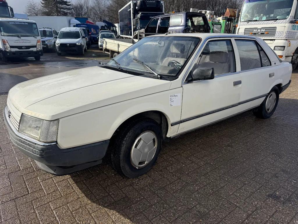 Renault 25 *YOUNGTIMER-FRENCH CAR* (bj 1985), Auto's, Oldtimers, Bedrijf, Te koop, Renault, Benzine, Berline, 5 deurs, Handgeschakeld