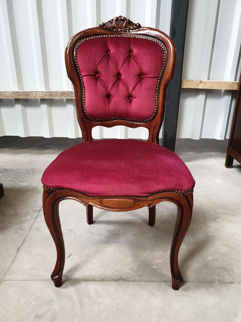 Louis XV Stijl stoel. Het kan geleverd worden., Enlèvement