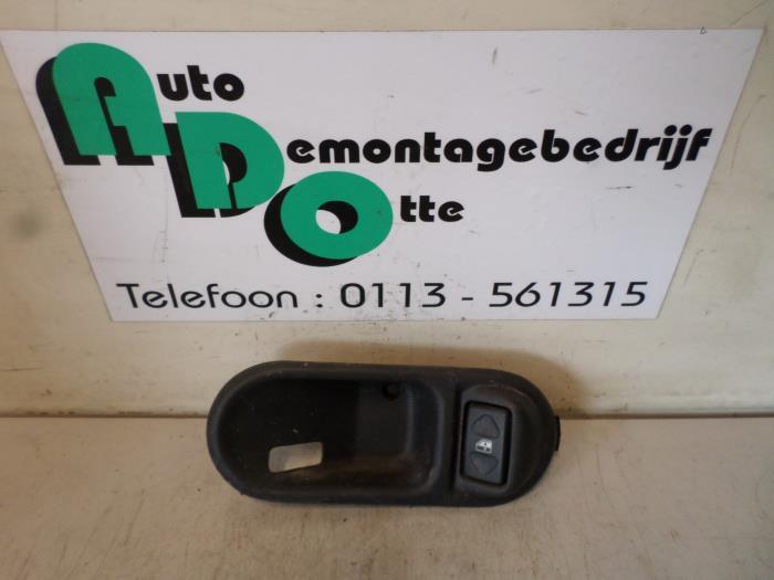 Commutateur vitre électrique d'un Landrover Discovery (Disc, Autos : Pièces & Accessoires, Land Rover, -, 3 mois de garantie, Utilisé