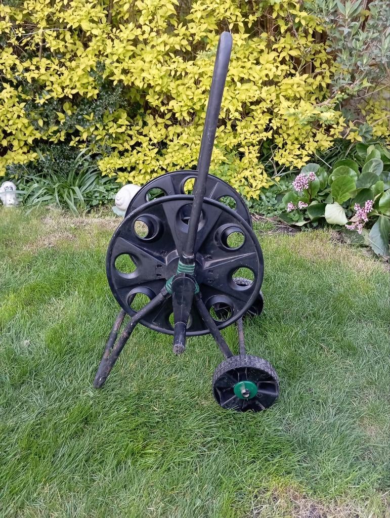 Dévidoir pour tuyau d'arrosage, Jardin & Terrasse, Enlèvement, Tuyau d'arrosage