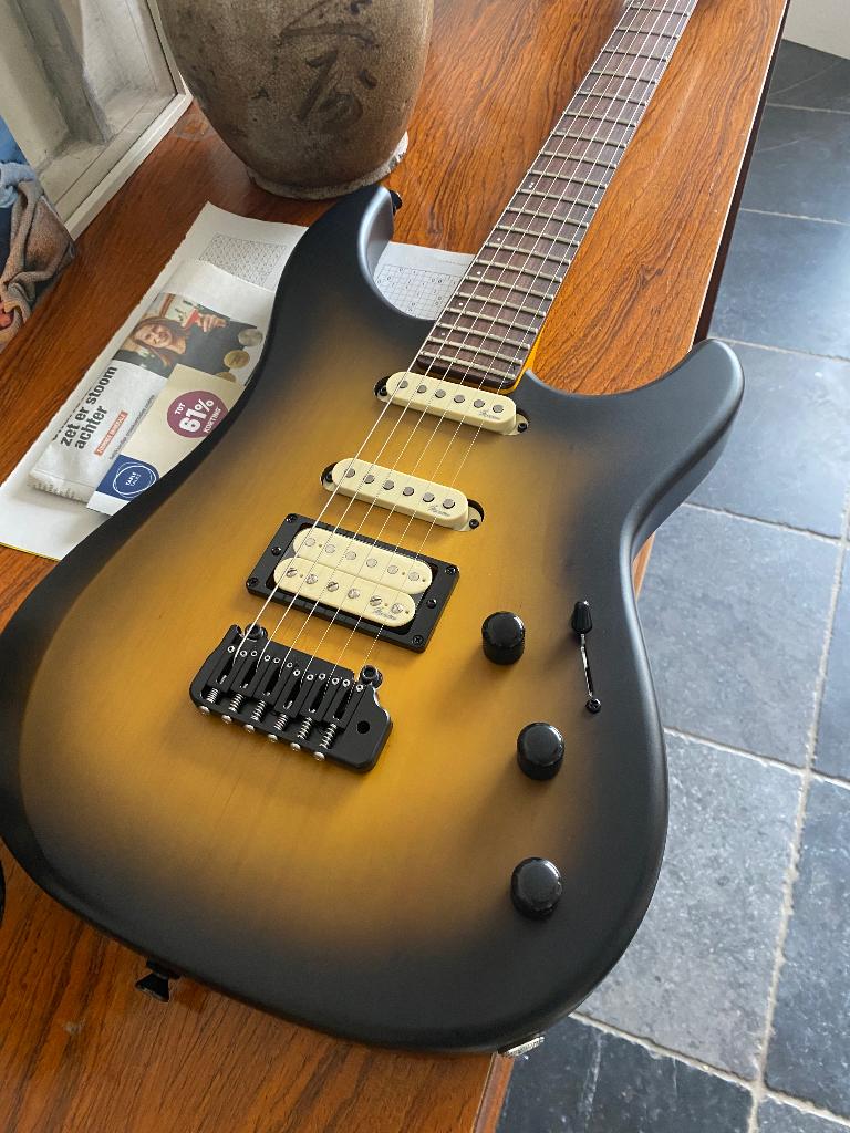 Marceau Custom / (in)ruil mogelijk!, Musique & Instruments, Instruments à corde | Guitares | Électriques, Enlèvement, Comme neuf