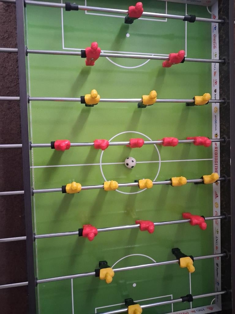 Voetbaltafels rode duivels, Ophalen