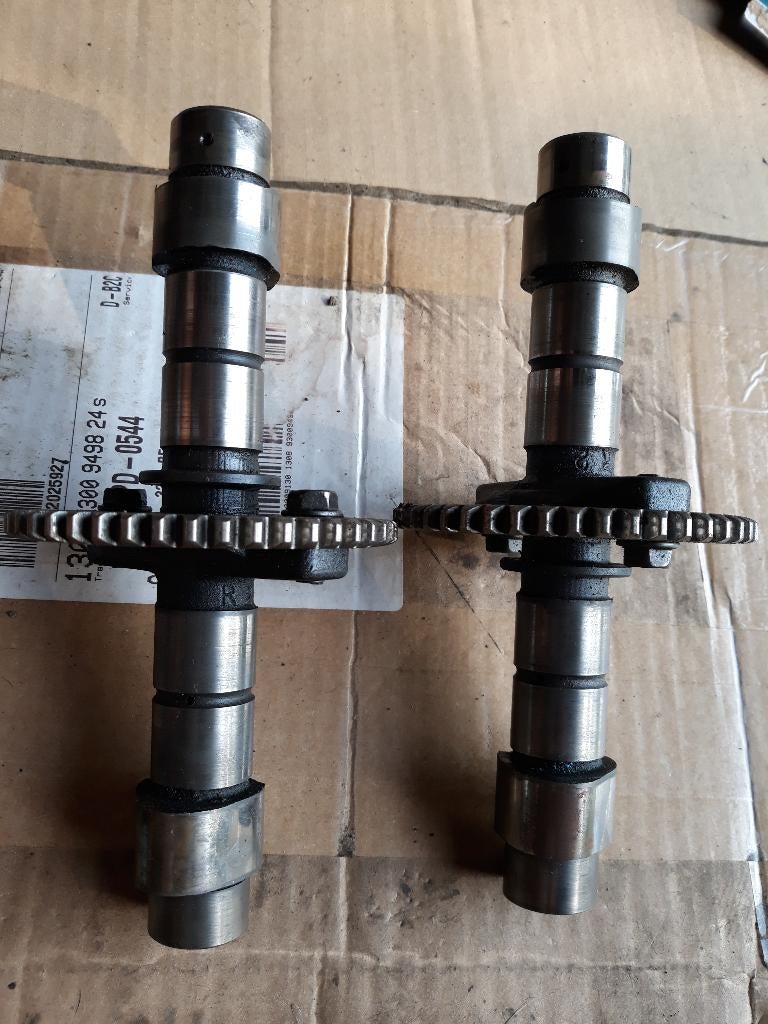 nokkenassen honda VF750 f, Enlèvement ou Envoi, Utilisé