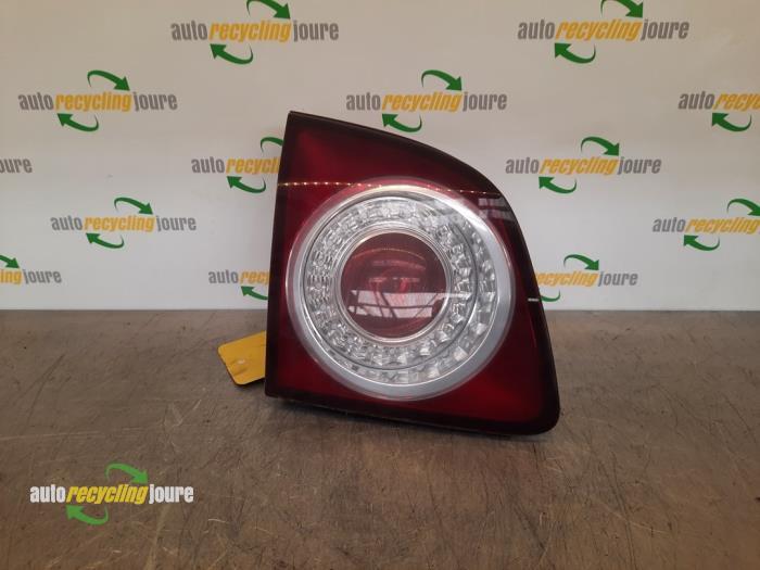 Feu arrière droit d'un Volkswagen Golf, Autos : Pièces & Accessoires, Éclairage, -, Volkswagen, -, 3 mois de garantie